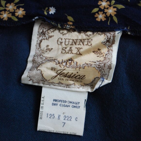 1970’s Gunne Sax Calico Velveteen Prairie Maxi Sundress - Picture 7 of 9